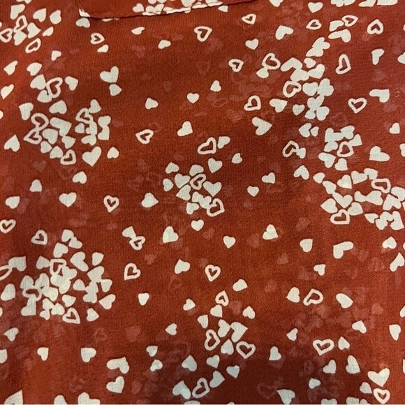 Long sleeve rust heart print sheer button down top size medium - Picture 3 of 4